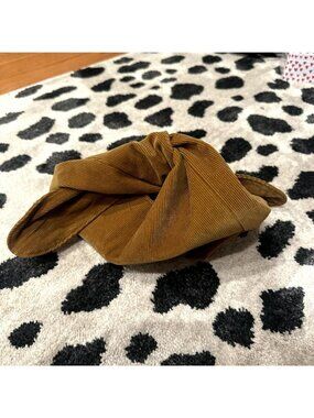 Knotted Merit Makeup Bag